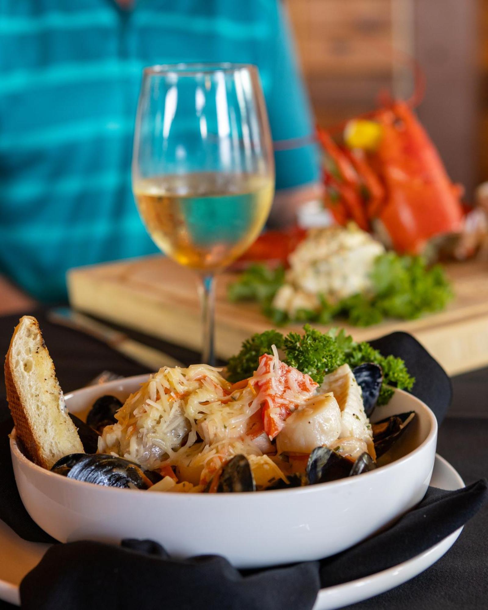 Bras D'Or Lakes Inn St. Peter's Ngoại thất bức ảnh